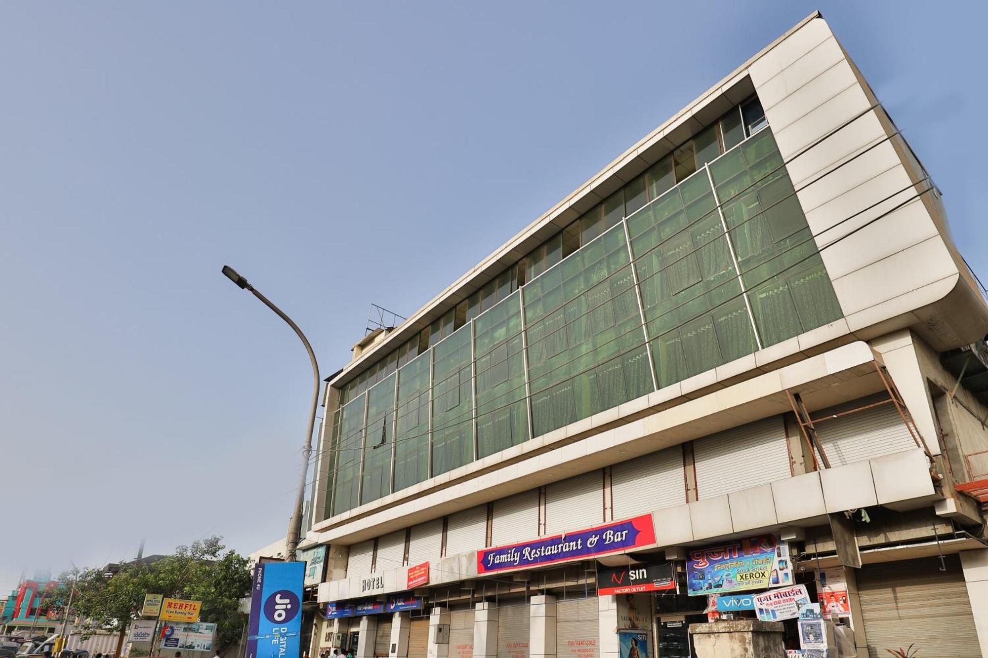 Hotel O Lotus Residency Daman Bagian luar foto